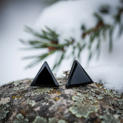 Çerçevesiz Geometrik Saplama Küpe